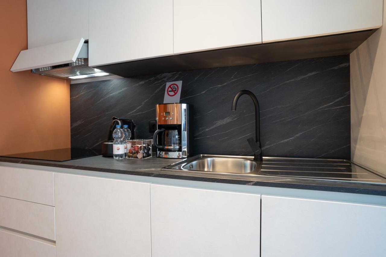 Prestige Studio Apartment Rovinj Bagian luar foto