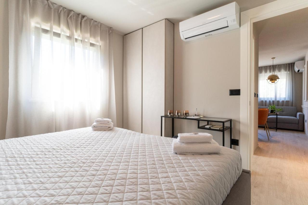 Prestige Studio Apartment Rovinj Bagian luar foto